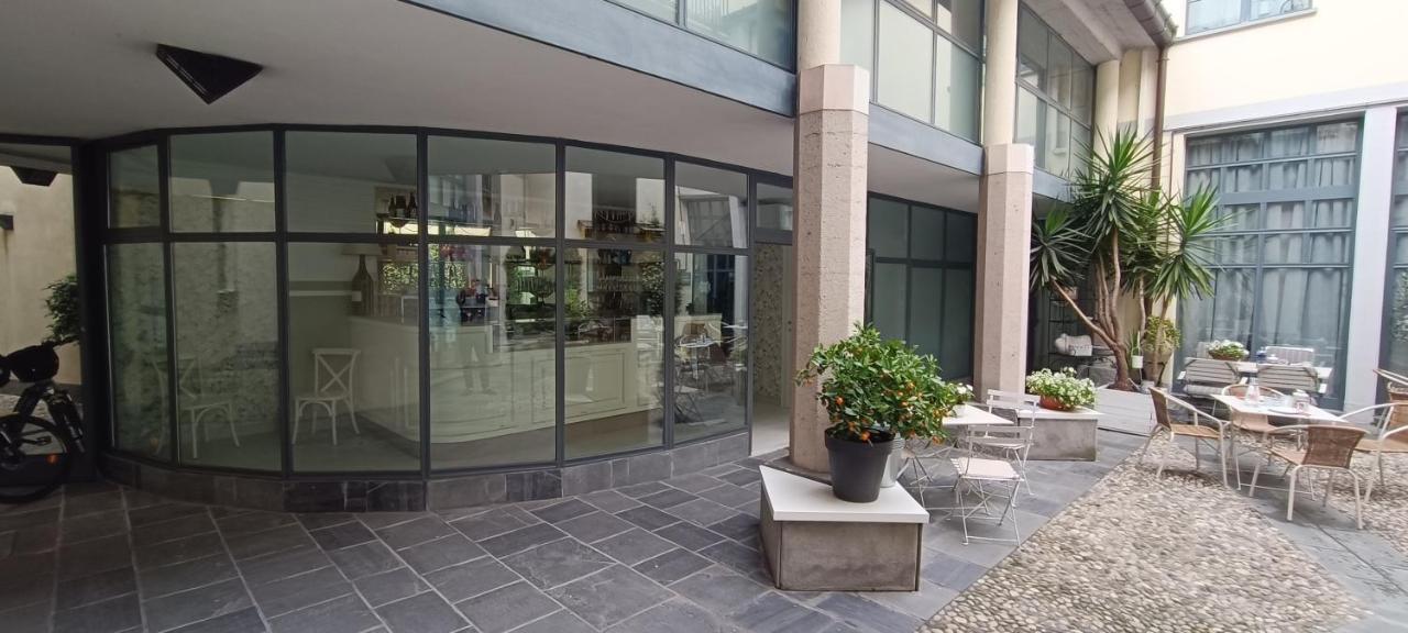 Carducci Bed & Breakfast Como Bagian luar foto
