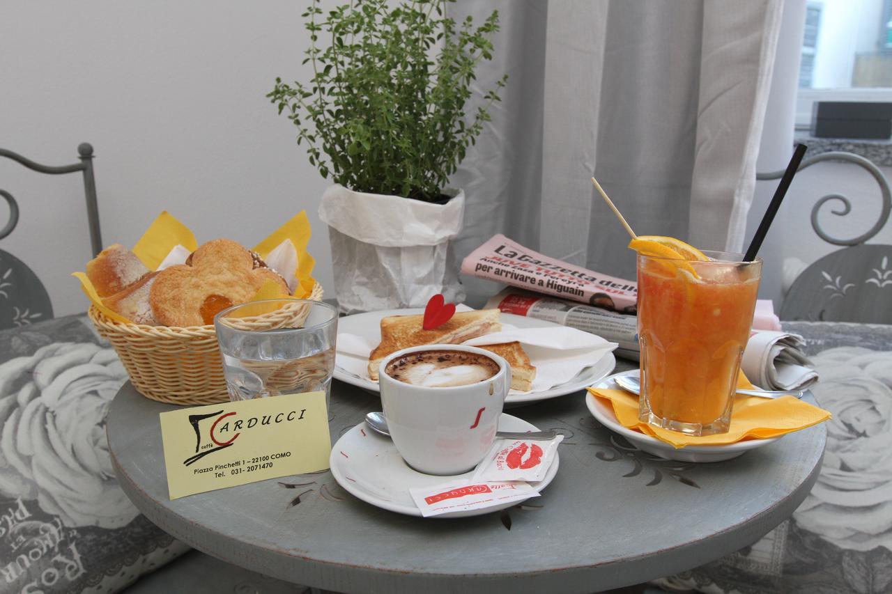 Carducci Bed & Breakfast Como Bagian luar foto