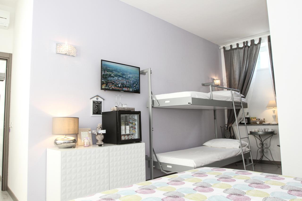 Carducci Bed & Breakfast Como Bagian luar foto